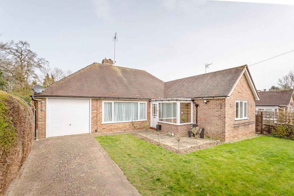 Westfield Close, Stortford, Hertfordshire, CM23 2 bed bungalow