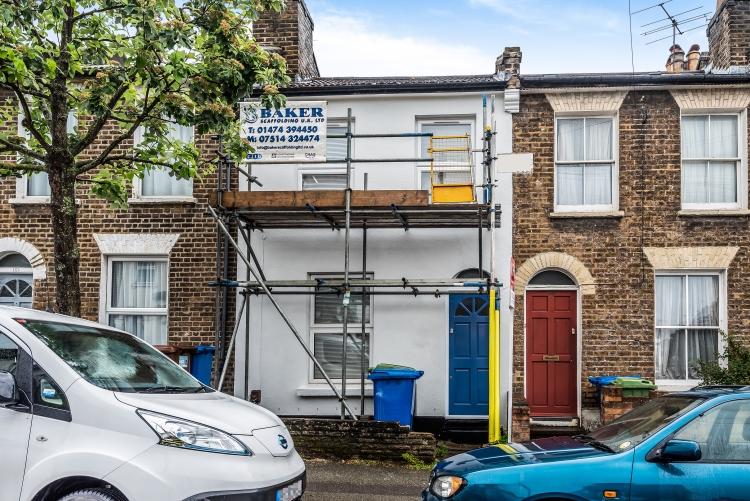 Kirkwood Road Peckham SE15 3 bed house £2,200 pcm (£508 pw)