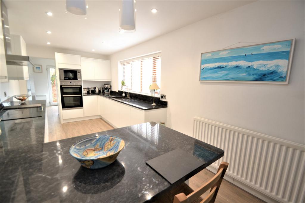 Kitchen /Breakfast R