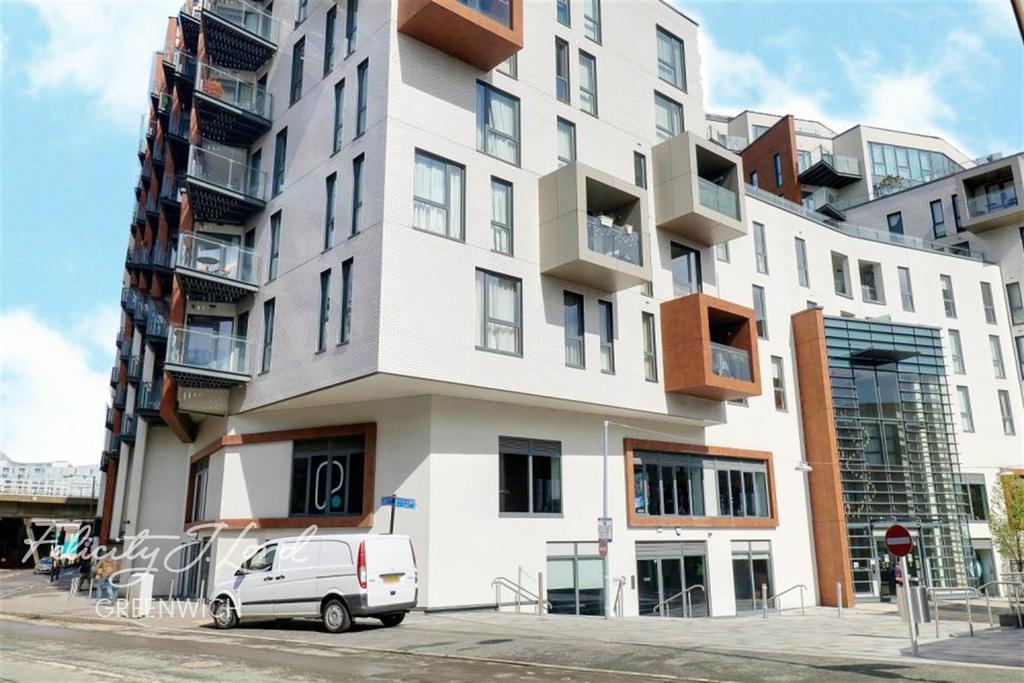 Bellville House 2 bed flat £1,750 pcm (£404 pw)