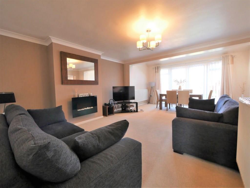 Kempton Road, Ipswich 3 bed semidetached house £250,000