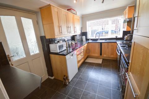 11 Borrowdale Avenue, Halfway, Sheffield, S20 4HH