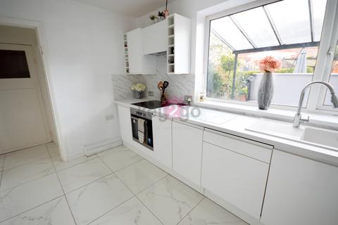 9 Burbage Grove, Sheffield, S12 4SR