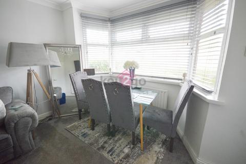 9 Burbage Grove, Sheffield, S12 4SR