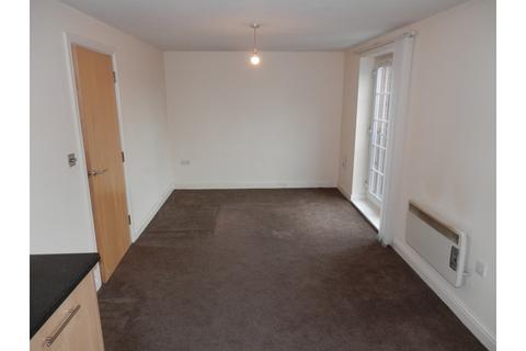 2 bedroom apartment to rent, Broadwell Road, Oldbury