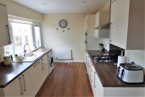 14 Lytham Road, Broadstone, BH18 8JS