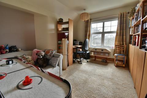 6 Ashby Road, Burton-on-trent, DE15 0LA