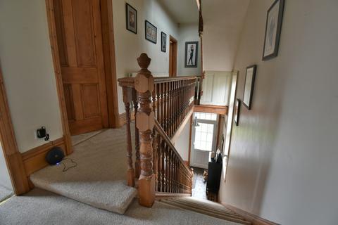 6 Ashby Road, Burton-on-trent, DE15 0LA