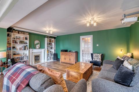 46 Chandlers Close, Redditch, B97 5HU