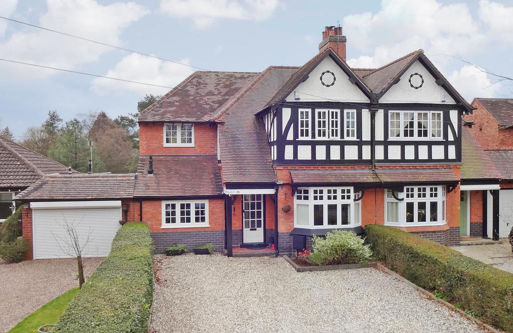 Monument Lane, Lickey, B45 9QQ 3 bed semidetached house £575,000