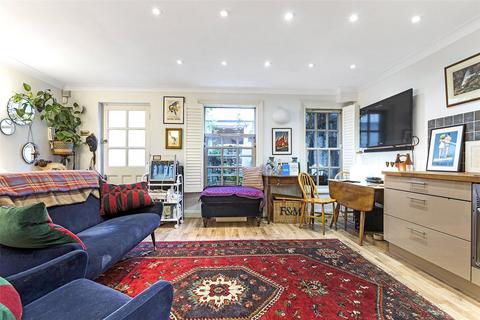 1 bedroom apartment to rent, Amwell Street, London, EC1R