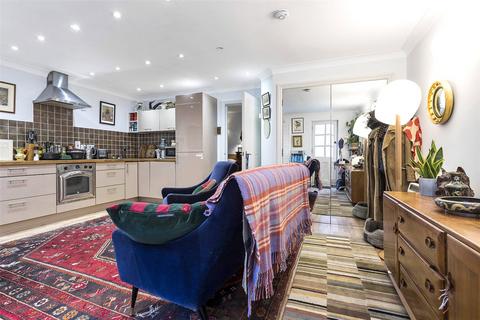 1 bedroom apartment to rent, Amwell Street, London, EC1R