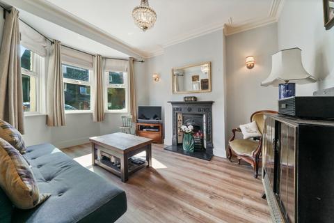 40 Osterley Park View Road, London, W7 2HH