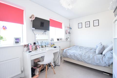 20 Stevens Way, Church Crookham, Fleet, GU52 8BD