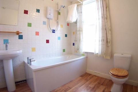55 Beechwood Mount, Leeds, LS4 2NQ