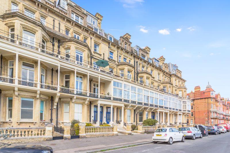 Kings Gardens, Hove 2 bed apartment £700,000