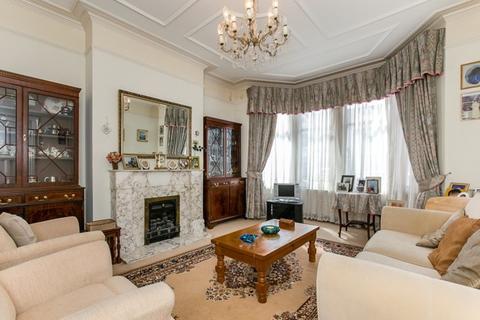 85 Holland Road, London, NW10 5AT