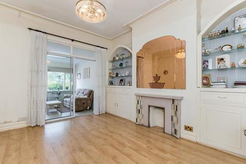 85 Holland Road, London, NW10 5AT