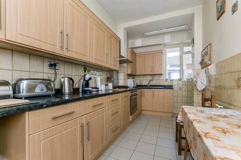85 Holland Road, London, NW10 5AT