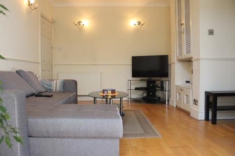 undefined, High Road, Harrow Weald