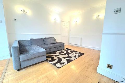 undefined, High Road, Harrow Weald