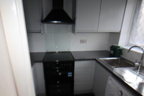 undefined, Beaulieu Close, Hounslow