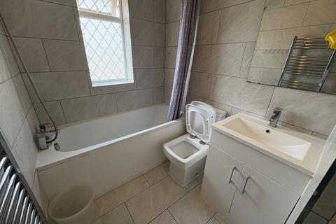 undefined, Beaulieu Close, Hounslow