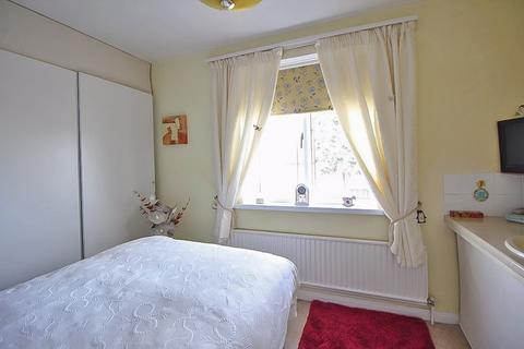 32 Beacon Lane, Dudley, DY3 1NB