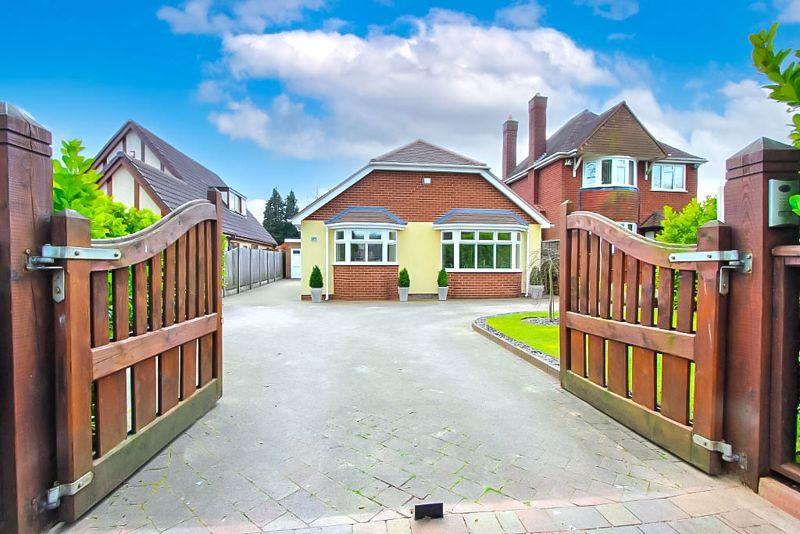 Sneyd Lane, Essington, Wolverhampton 2 bed detached bungalow £375,000