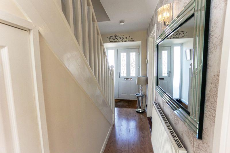 Farmer Way, Tipton 4 bed detached house £310,000
