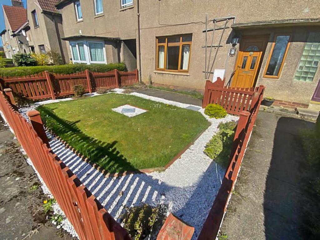 Hayfield Road, Kirkcaldy 3 bed terraced house £99,995