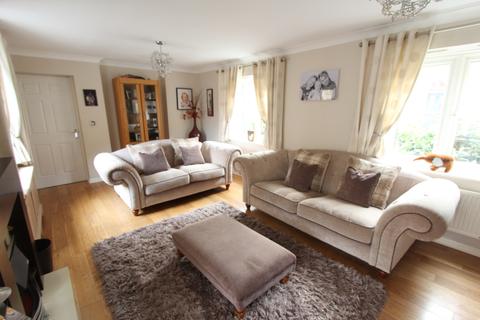 22 Cardinal Road, Chafford Hundred, Grays, RM16 6DW