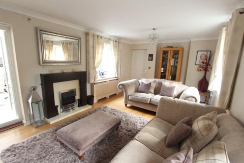 22 Cardinal Road, Chafford Hundred, Grays, RM16 6DW