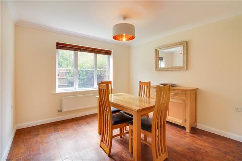 10 Barcote Close, Swindon, SN25 2BJ