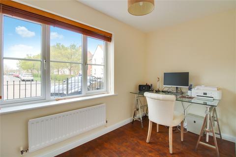 10 Barcote Close, Swindon, SN25 2BJ