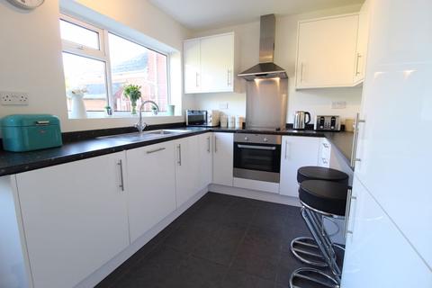 1 Bradden Close, Wirral, CH63 9HB