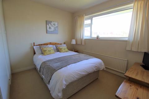 1 Bradden Close, Wirral, CH63 9HB