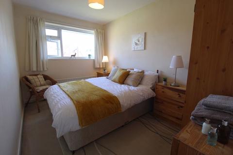 1 Bradden Close, Wirral, CH63 9HB