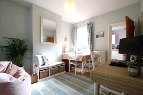 16 Addison Road, Reading, RG1 8EN