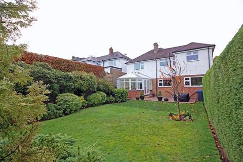 70 Elmfield Way, South Croydon, CR2 0EF