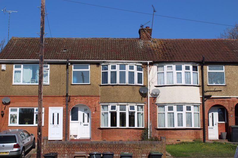 Bramingham Road, Luton 3 bed terraced house £1,100 pcm (£254 pw)