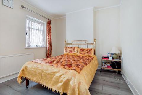 98 Fairholme Road, Croydon, CR0 3PH