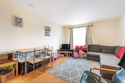 Flat 16, Autumn Court Spring Gardens, Romford, RM7 9BN