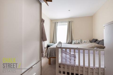 Flat 16, Autumn Court Spring Gardens, Romford, RM7 9BN