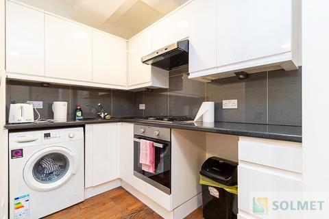 undefined, Kilburn High Road, London NW6