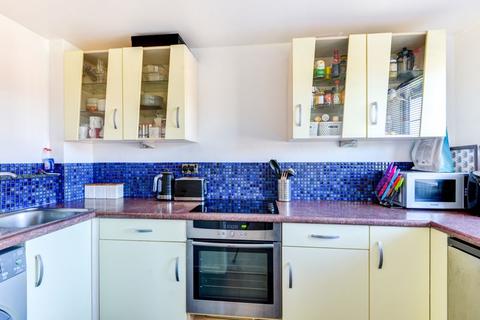 30 Woodhatch, Southwater, Horsham, RH13 9TU