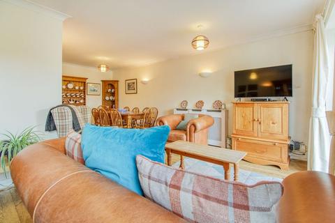 11 Almatade Road, Southampton, SO18 6AA