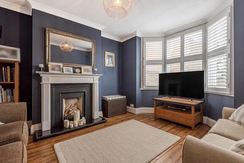 13 Cheselden Road, Guildford, GU1 3SB
