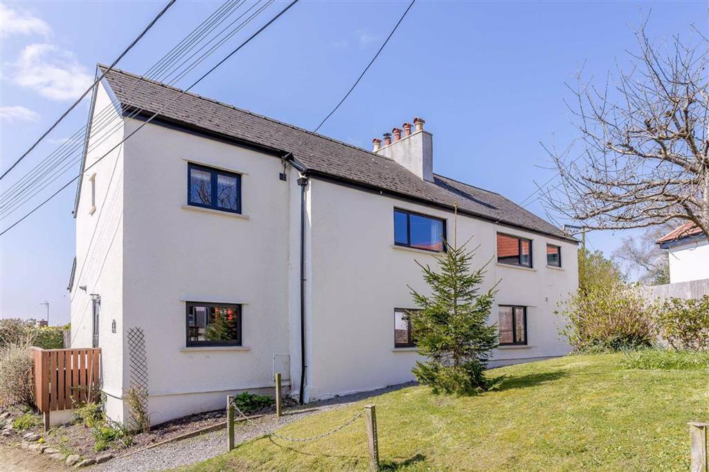 Tram Lane, LLanfrechfa, Cwmbran 5 bed detached house £500,000