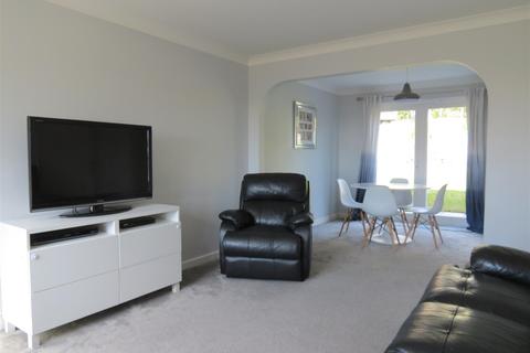 42 Larcombe Road, St Austell, PL25 3EZ